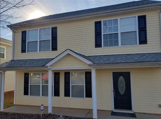 5321 Peach Place Ln, Charlotte, NC 28216