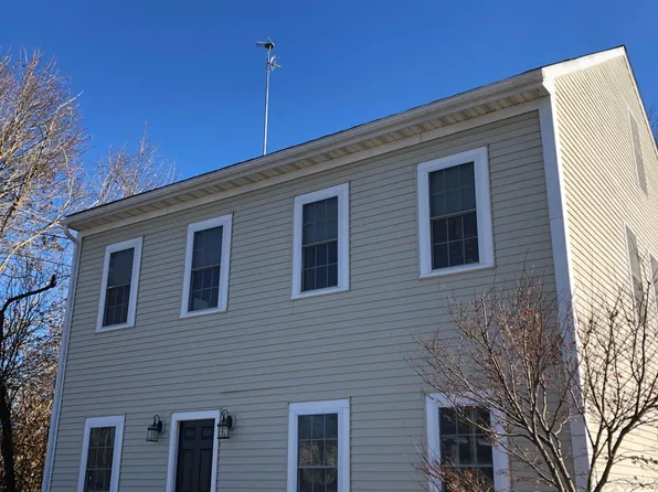 (undisclosed Address), Dartmouth, MA 02747