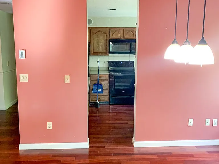 304 Fairway Vlg — Photo 21