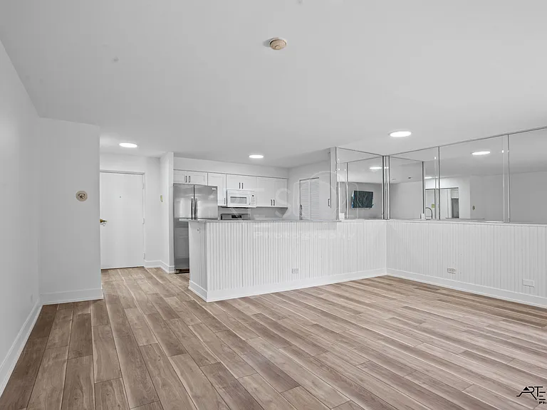 796 N Gary Ave #107 — Photo 11