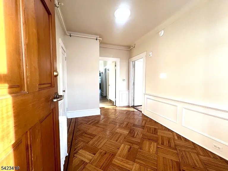 185 Broad St #1 — Photo 4