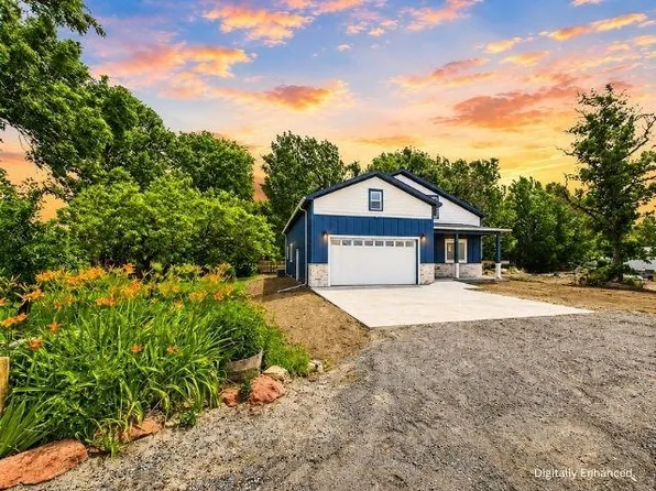261 South 1st St W, Cowley, WY 82420
