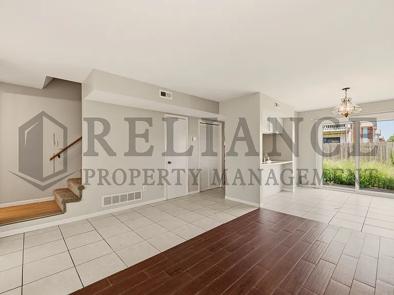 7302-3 W Douglas Ave — Photo 10