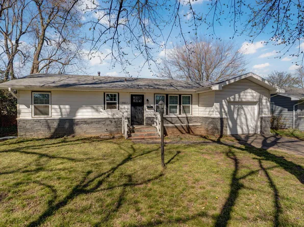 1941 S Sagamont Avenue, Springfield, MO 65807