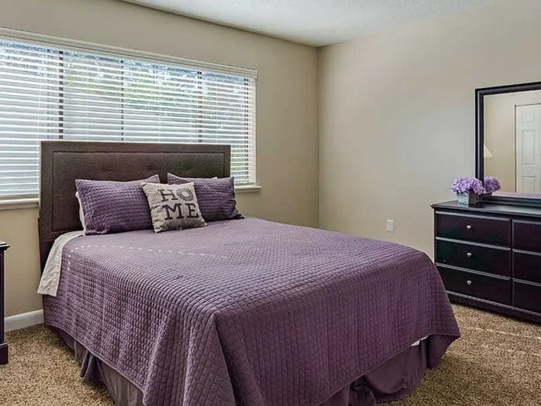 Gleneagle Apartment Homes — Photo 98