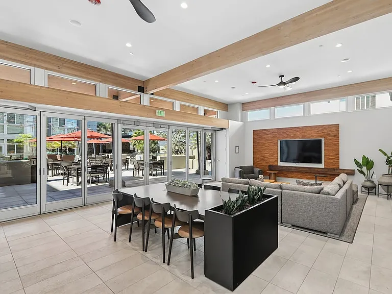 Resident Lounge