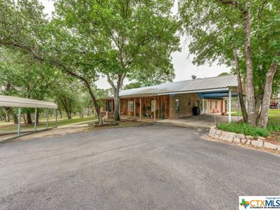 1004 Bluebonnet Ln, Adkins, TX, 78101