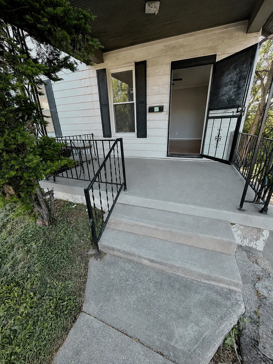 Building Photo - 3324 McHenry Ave