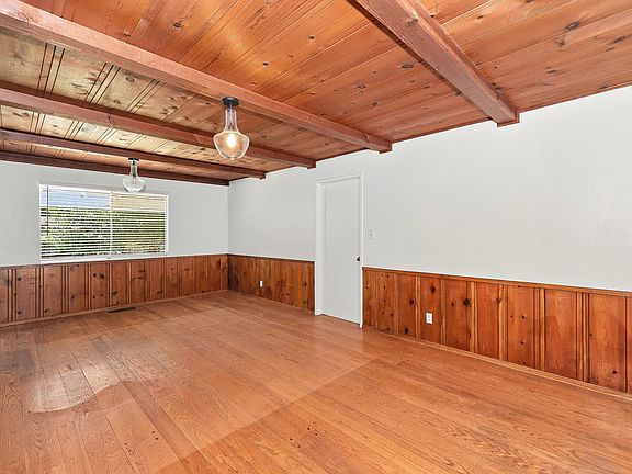 5th image of 27 Freitas Dr