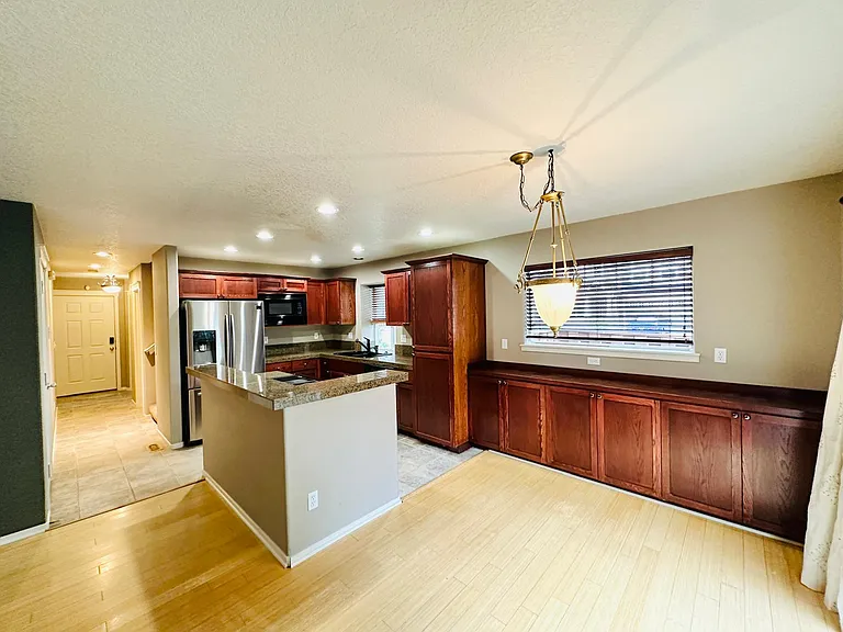 6048 NE Birch St — Photo 10