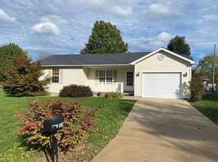 574 Bon Oaks Dr, Sullivan, MO 63080