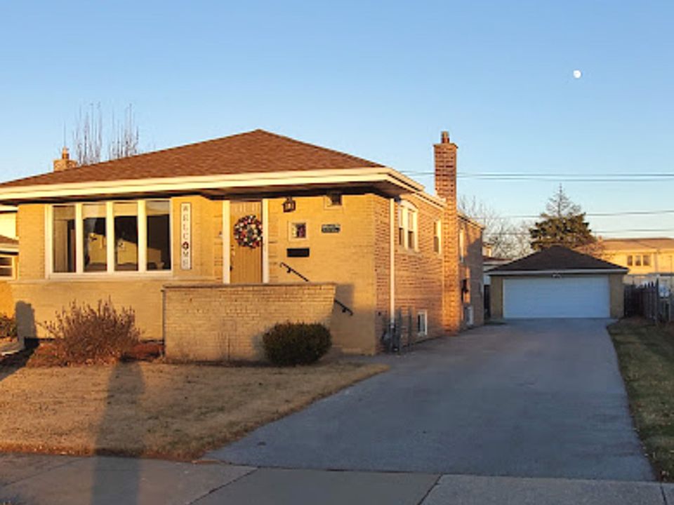 1st image of 10413 Lawler Ave