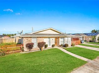 2608 Tara Dr, Violet, LA 70092