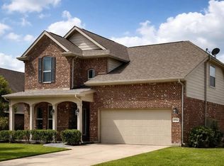 17911 Shadow Oak Dr, Cypress, TX 77429