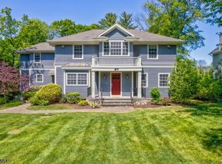 27 Canoe Brook Rd, Short Hills, NJ 07078