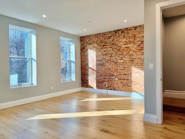 11a Arlington Place image 5 of 30