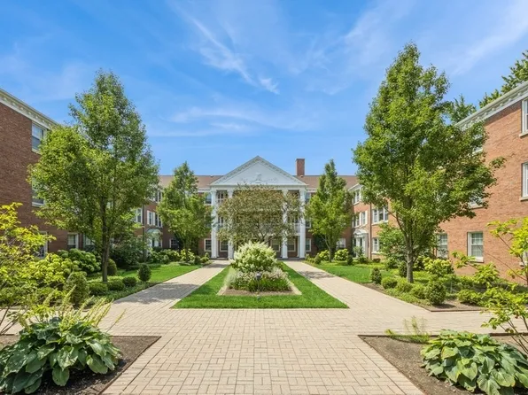 2250 Sherman Ave APT 1, Evanston, IL 60201