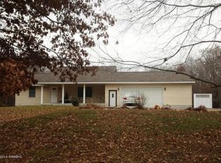 1354 N Baldwin Ave, White Cloud, MI 49349