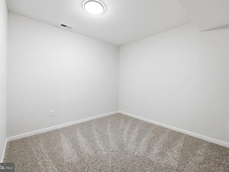8972 Benchmark Ln — Photo 36