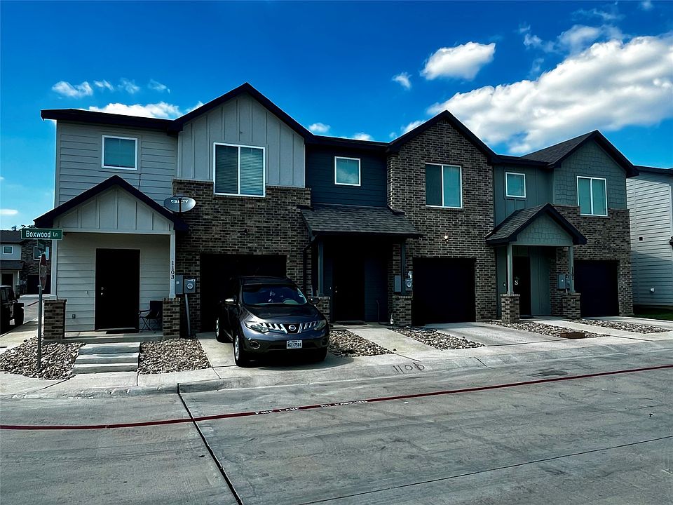 1st image of 1101-1103 Boxwood Ln