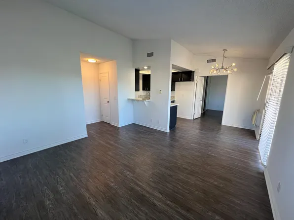 Chapman Woods, 200 E Chapman Ave #1, Placentia, CA 92870
