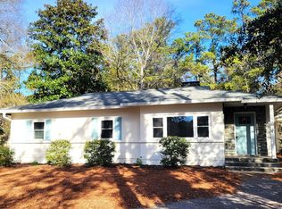 220 Country Club Cir, Southern Pines, NC 28387