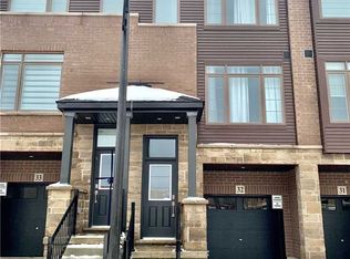 61 Soho St #32, Hamilton, ON L8J0L4