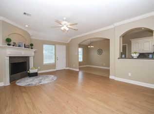 2439 Teresa Dr, Rosenberg, TX 77471