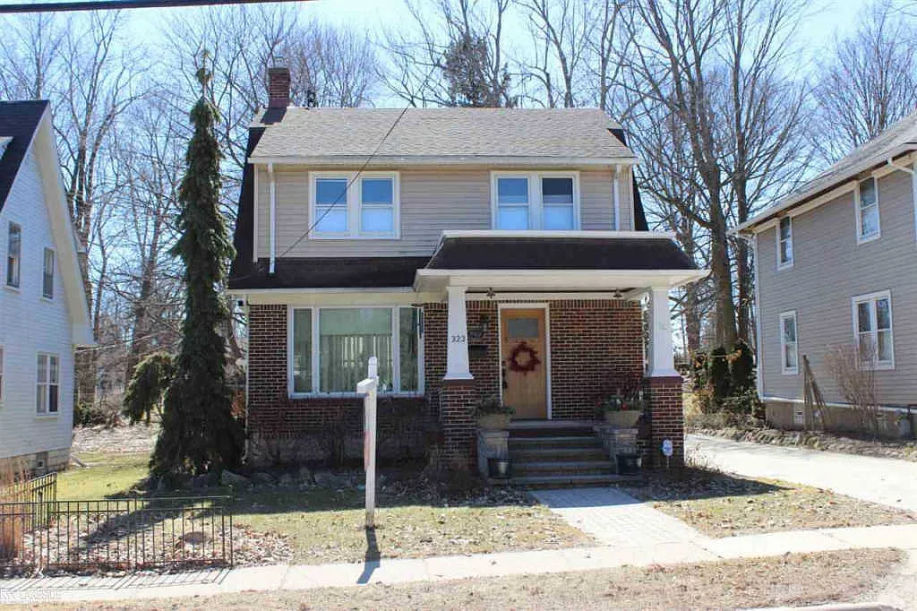323 W Saint Clair St photo 1