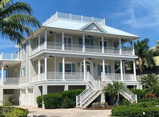 18200 Old Pelican Bay Dr, Fort Myers Beach, FL 33931