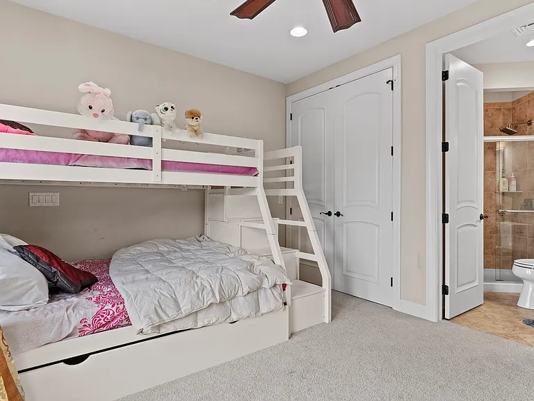5040 Pellingham Cir — Photo 48