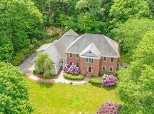 35-A Walpole St, Dover, MA 02030