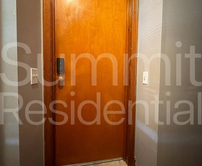 421 Hedeen Dr #421 — Photo 4