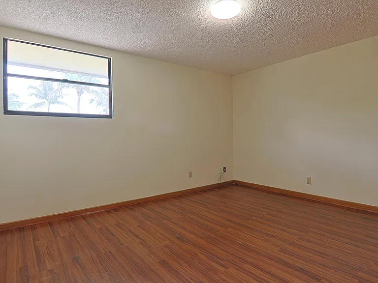 620 Hastings St — Photo 19