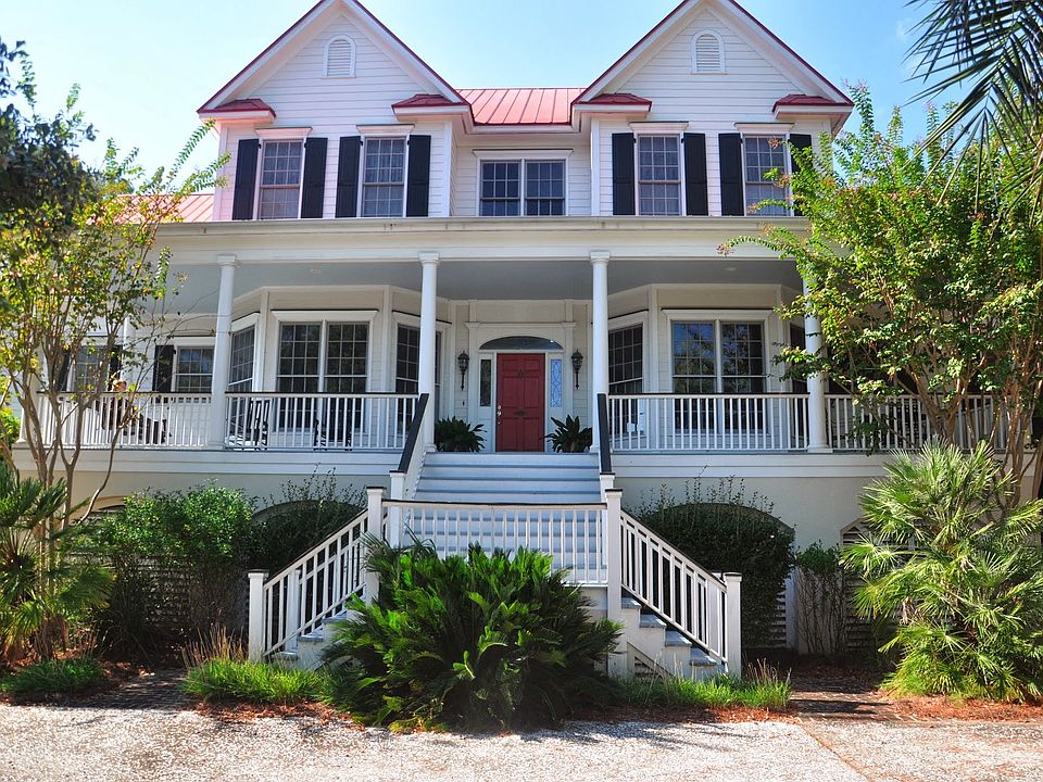 1st image of 10 Governor Blake Dr
