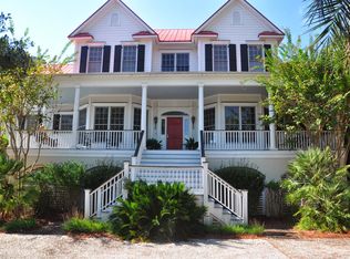 10 Governor Blake Dr, Beaufort, SC 29907