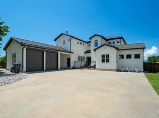 489 S Pin High Dr, Pueblo West, CO 81007