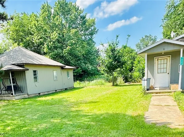 14570 Old Monroe Hwy, Poteau, OK 74953