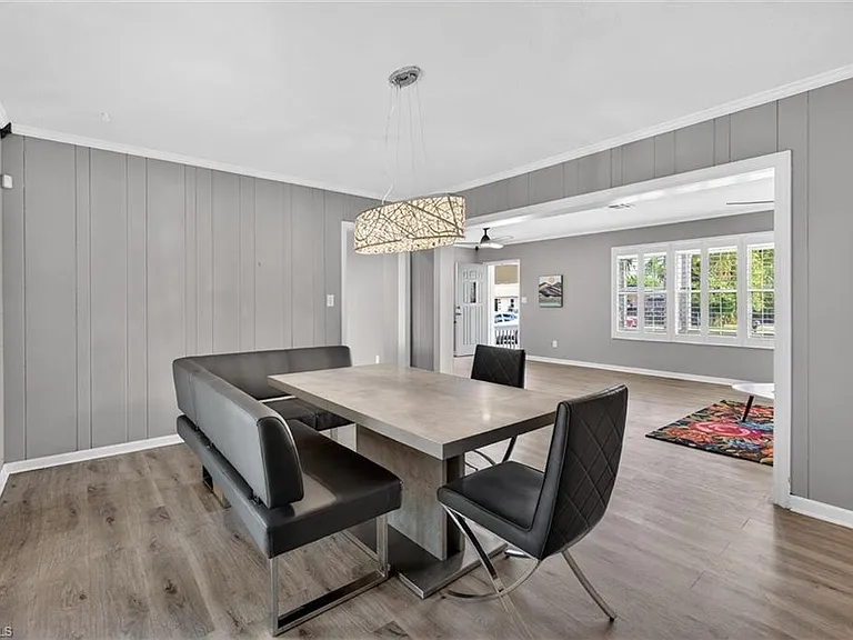 1420 Maravilla Ave — Photo 17