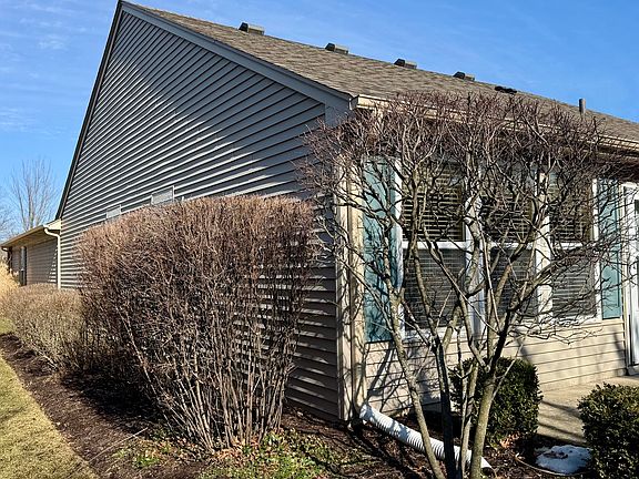 4th image of 97 W Essington Dr