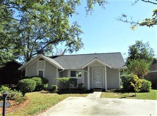 11 Andre Michaux Rd, Santee, SC 29142