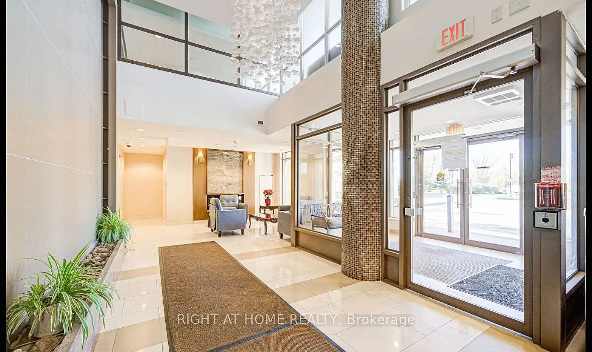Building Photo - 75 Norman Bethune Ave #221