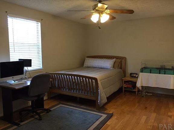 3rd image of 6842 Lake Charlene Dr