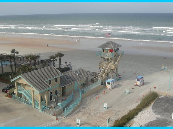Lifeguard station