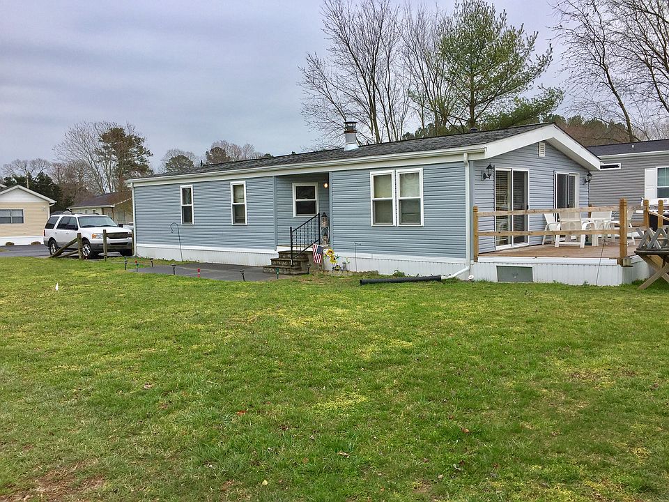 1st image of 23704 Ash Ln