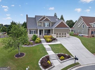 3827 Bay Orchard Ln, Loganville, GA 30052