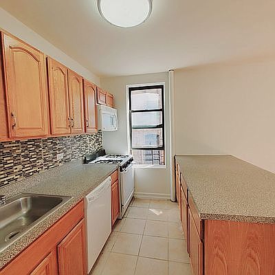 1st image of 718 W 178th St #32B