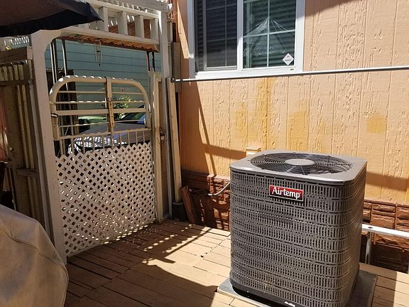 5th image of 1360 Sunbeam Cir #10