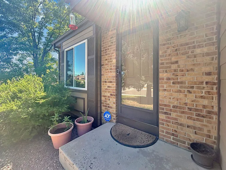 8059 S Johnson Ct — Photo 3