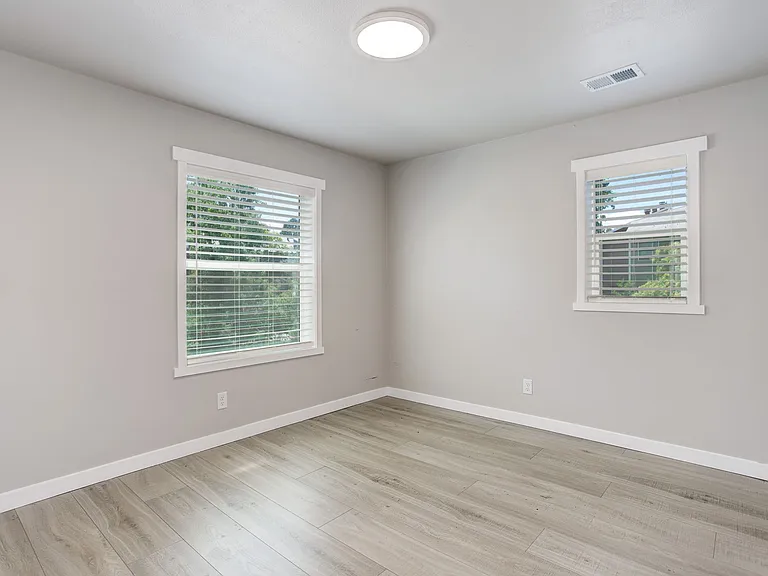2865 Sundown Ln #301 — Photo 9